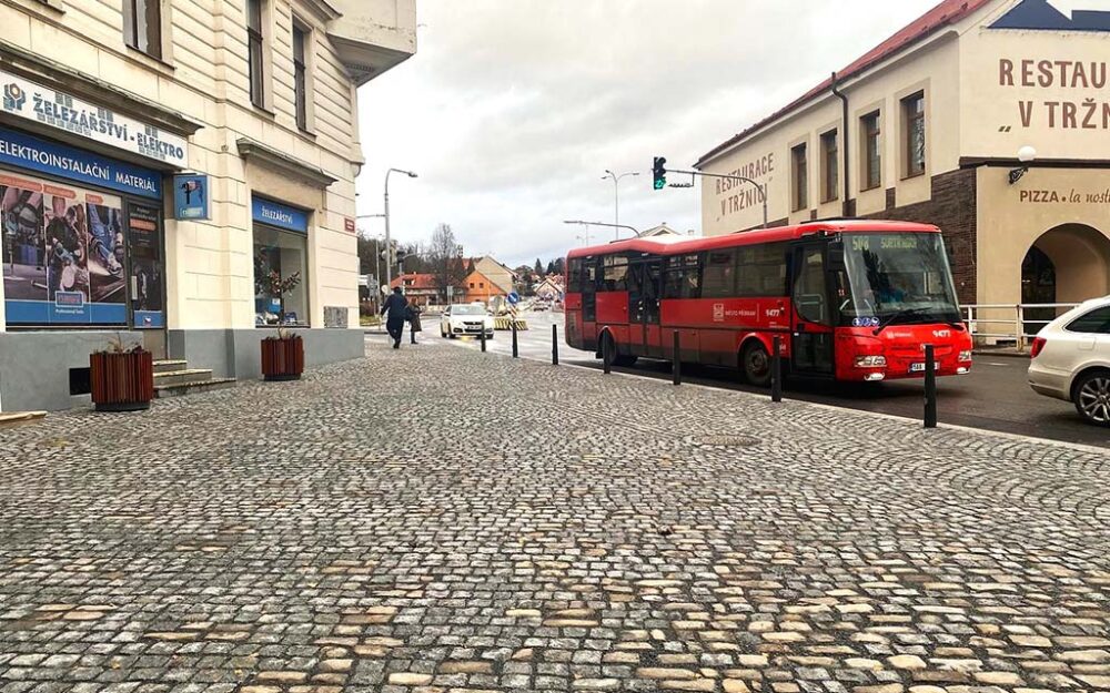 Revitalizace veřejného prostranství v Jiráskových sadech v Příbrami